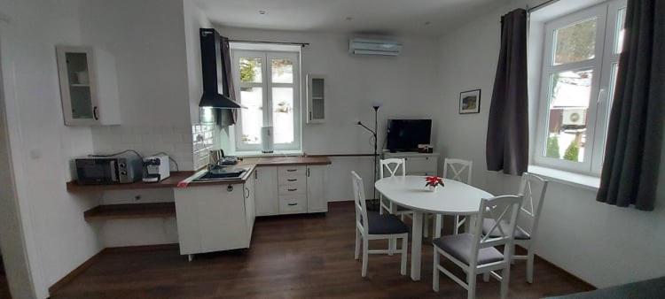 Ubytování v soukromí - Apartmán MERAN Svoboda nad Úpou Esterno foto
